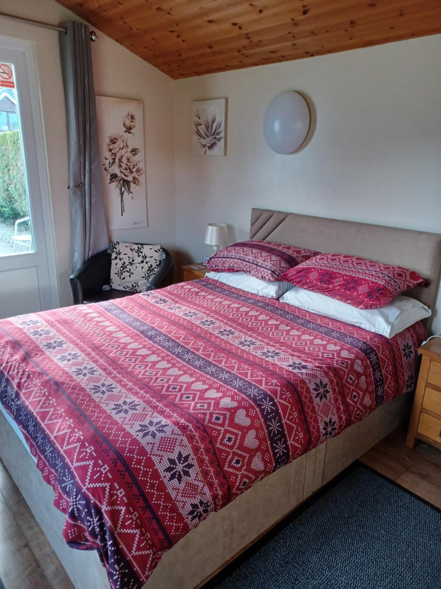 Dunroaming Cabin Pendine Exterior foto