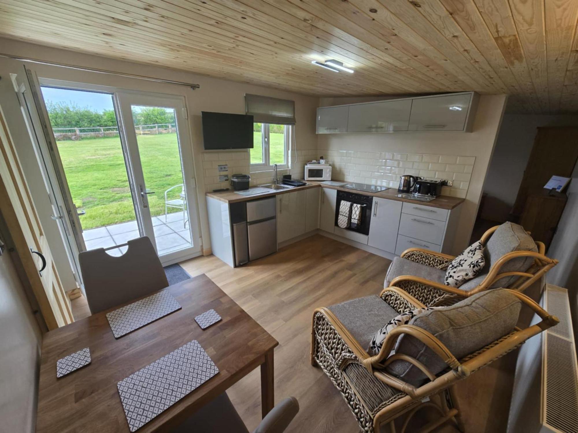Dunroaming Cabin Pendine Exterior foto